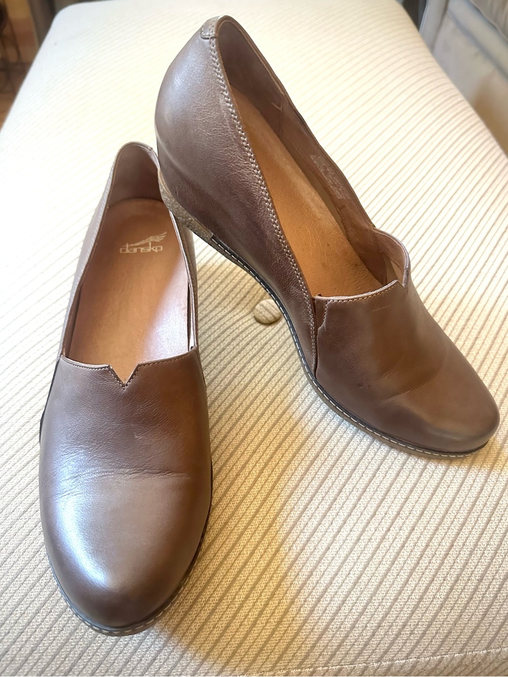 Dansko Liliana Brown Leather Hidden Wedge Shoes 42 11.5-12